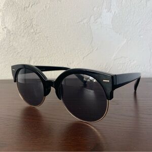 Black Round Sunglasses